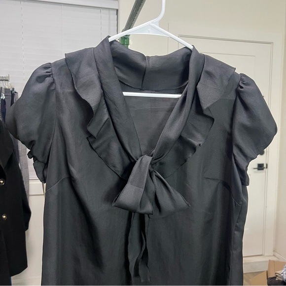 BANANA REPUBLIC Black Women's Top Chiffon Blouse Bow Tie Chest size Small - Picture 4 of 7